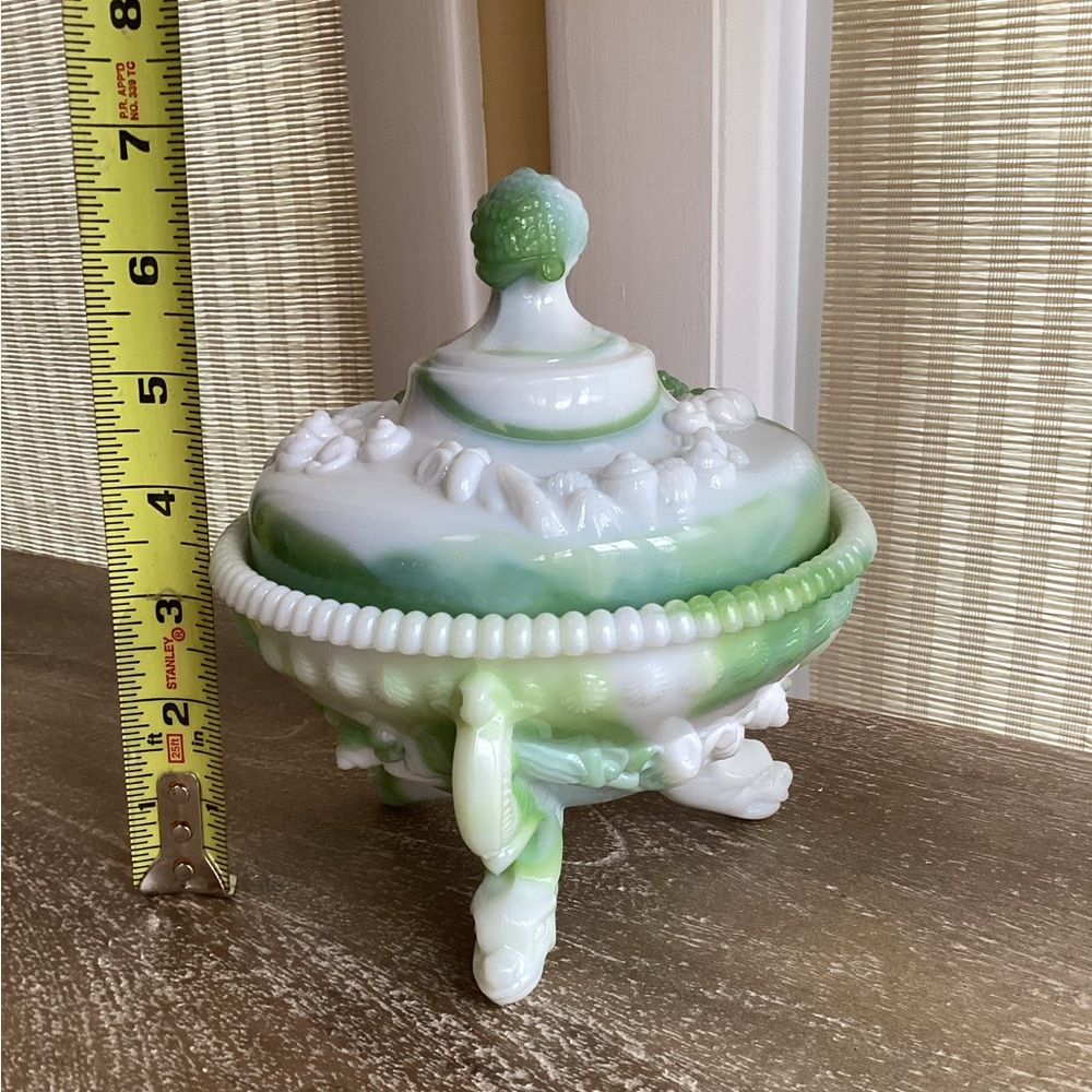 Vintage Westmoreland rare green and white Candy Dish with lid - Picture 14 of 14